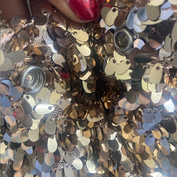 Gold Sequin handbag - Picture 7 of 9